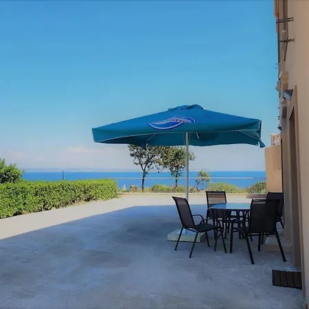 Afentis Apartment Agia Ermioni Exteriér fotografie