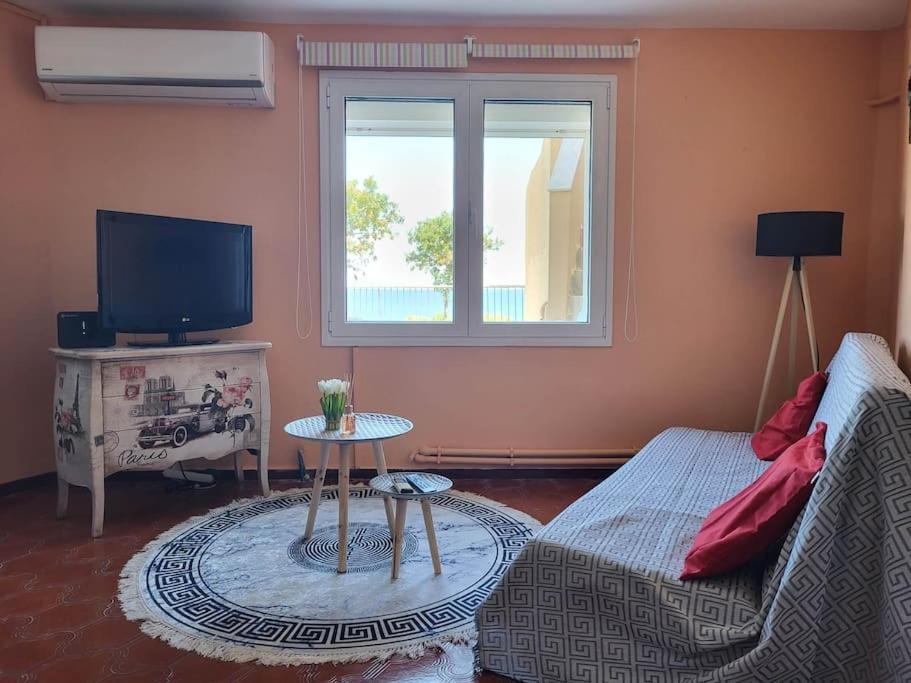 Afentis Apartment